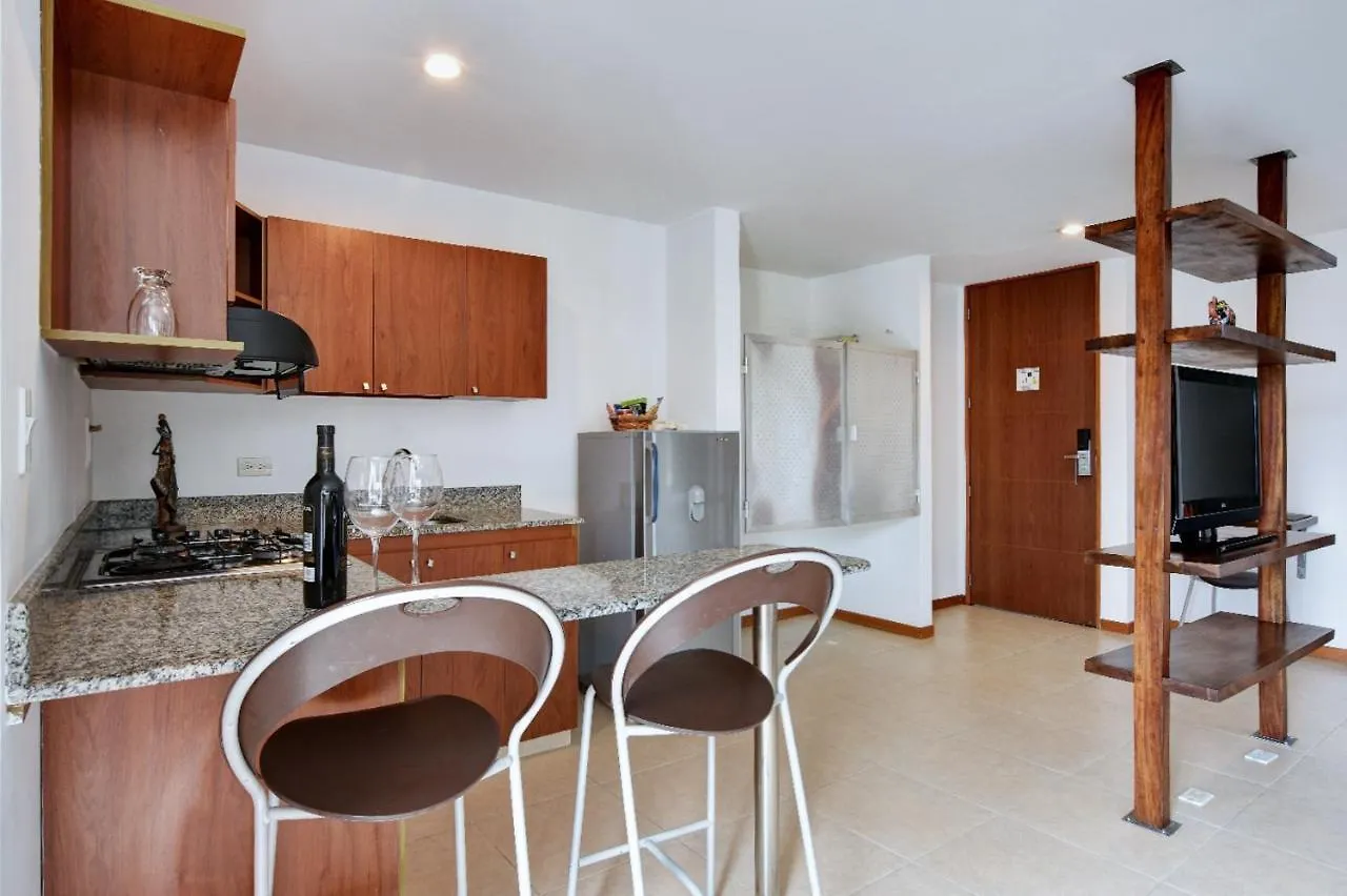 Cyan Suites Poblado By Mde Bnb Medellín