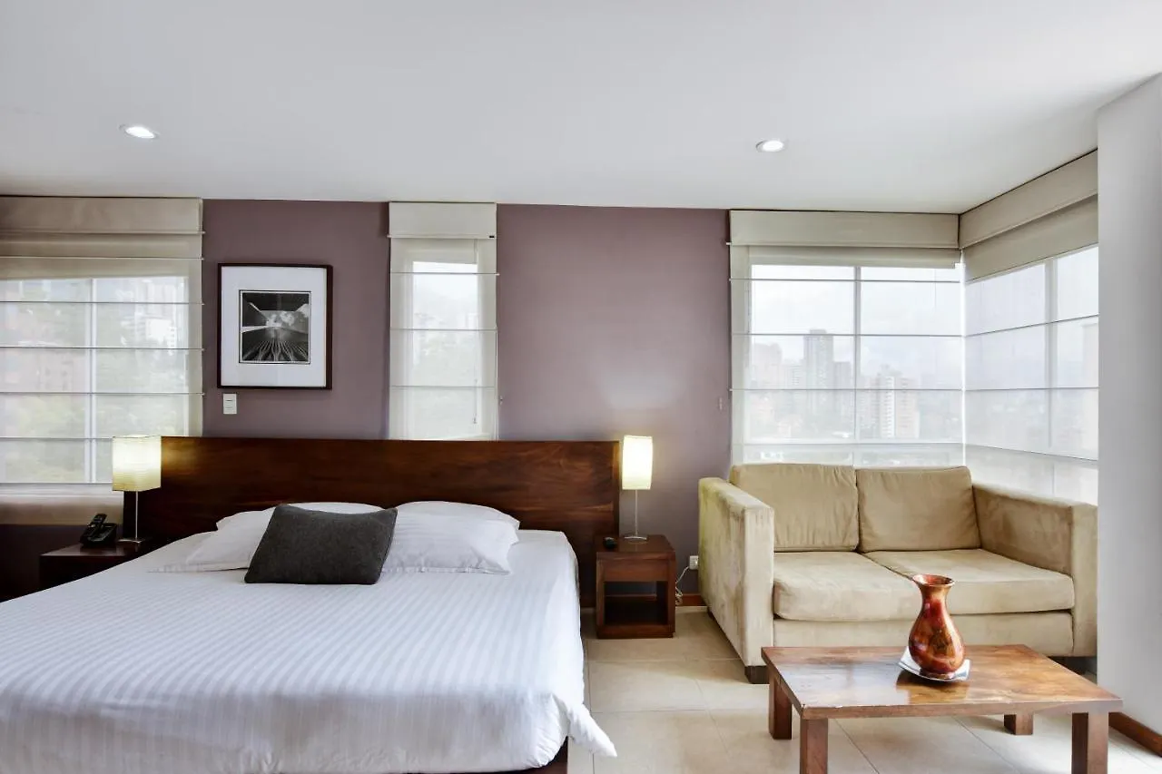 Cyan Suites Poblado By Mde Bnb Medellín 0*,  Colômbia