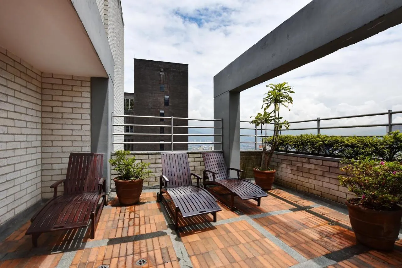 Cyan Suites Poblado By Mde Bnb Medellín Apartamento