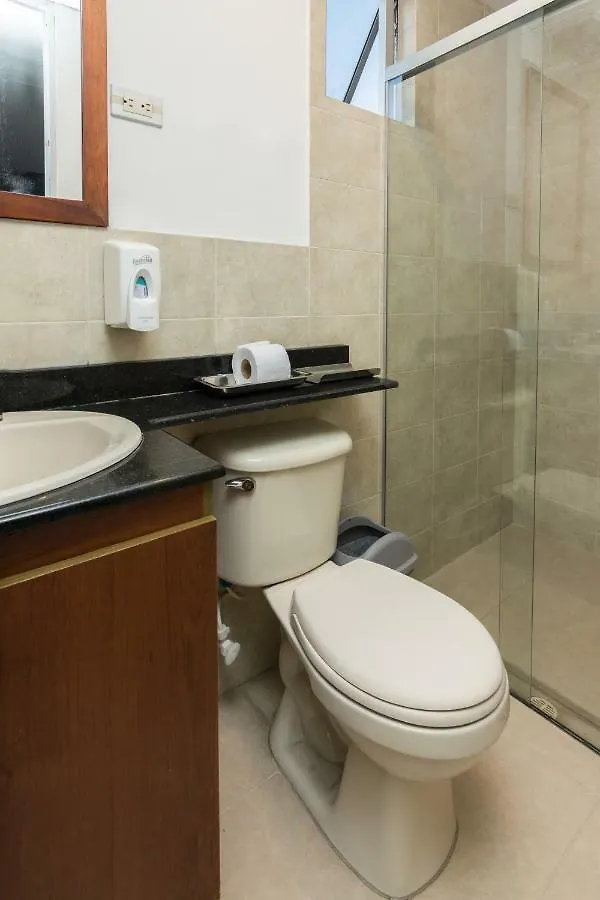 Cyan Suites Poblado By Mde Bnb Medellín 0*,  Colômbia